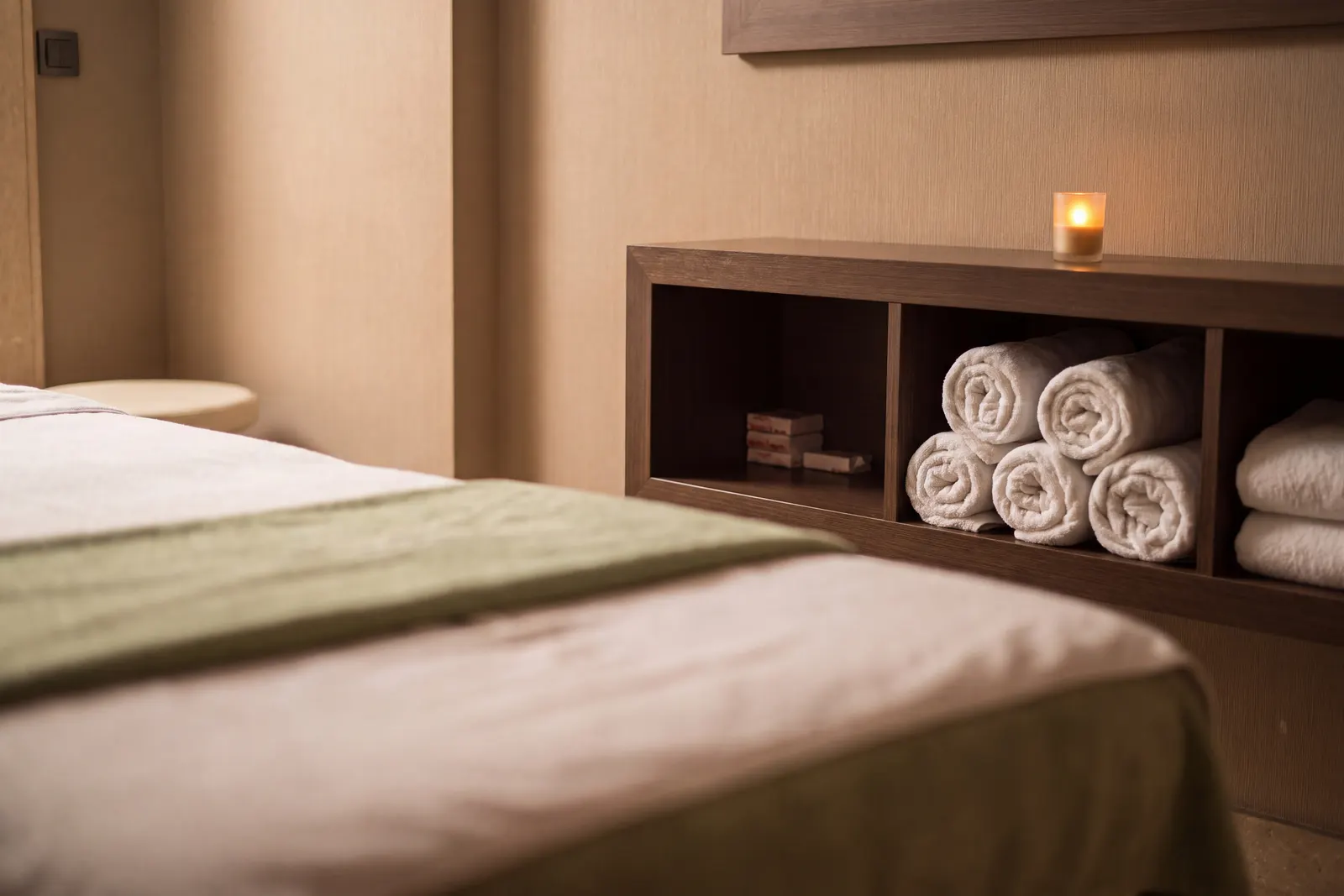 غرفة مساج بمناشف ملفوفة في فرع Radisson Blu Ordu