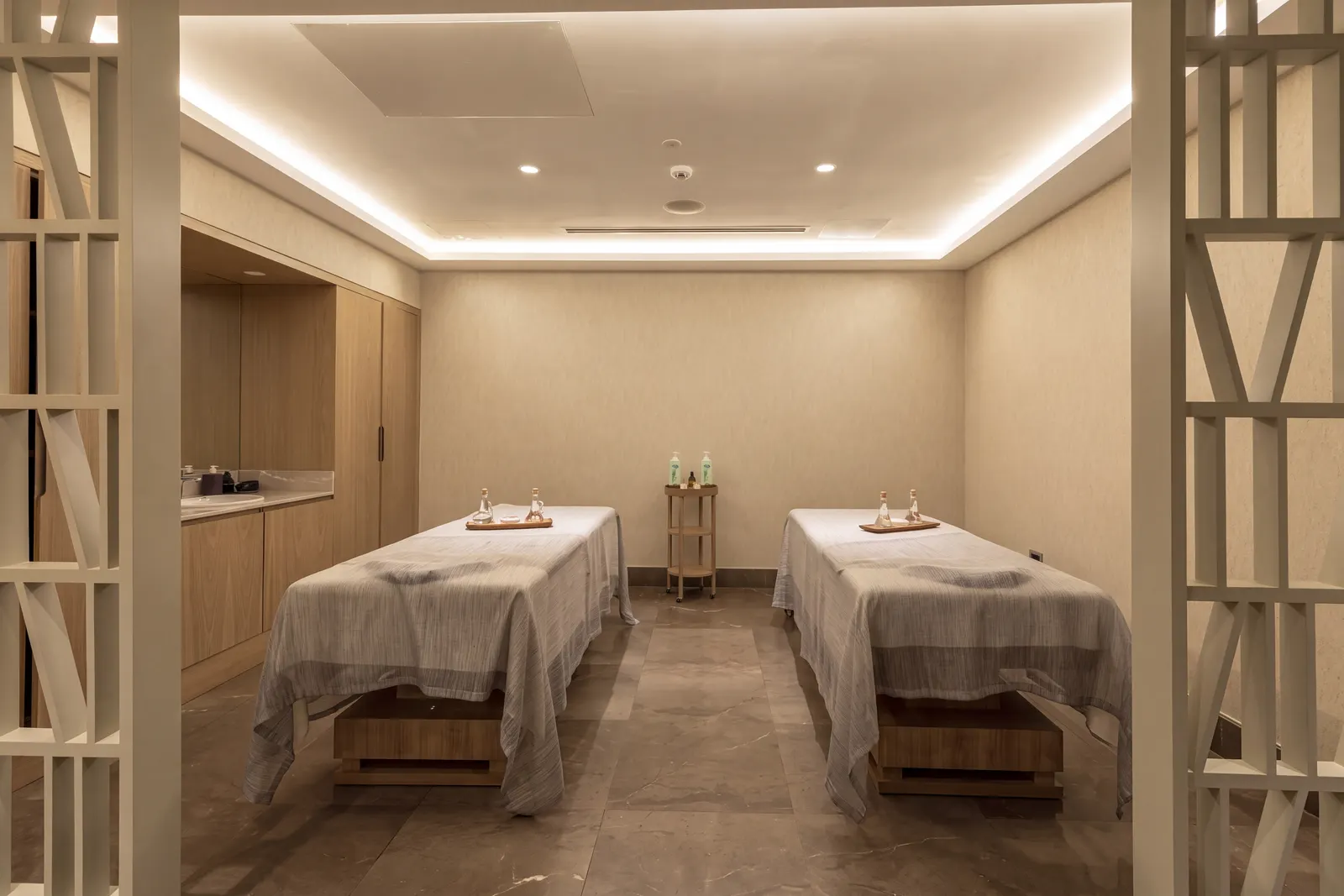 Couples’ treatment room at the Radisson Blu Trabzon spa